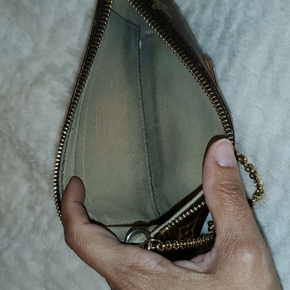 Louis vuitton mini purse - Picture 5 of 8